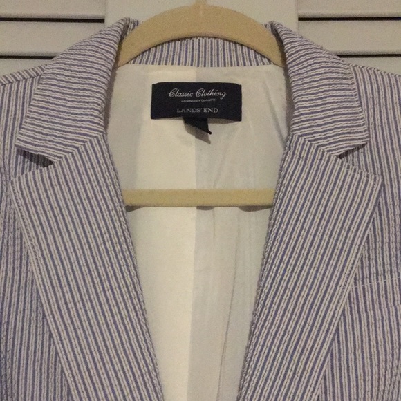 Lands' End Seersucker One Button Blazer - Picture 3 of 7